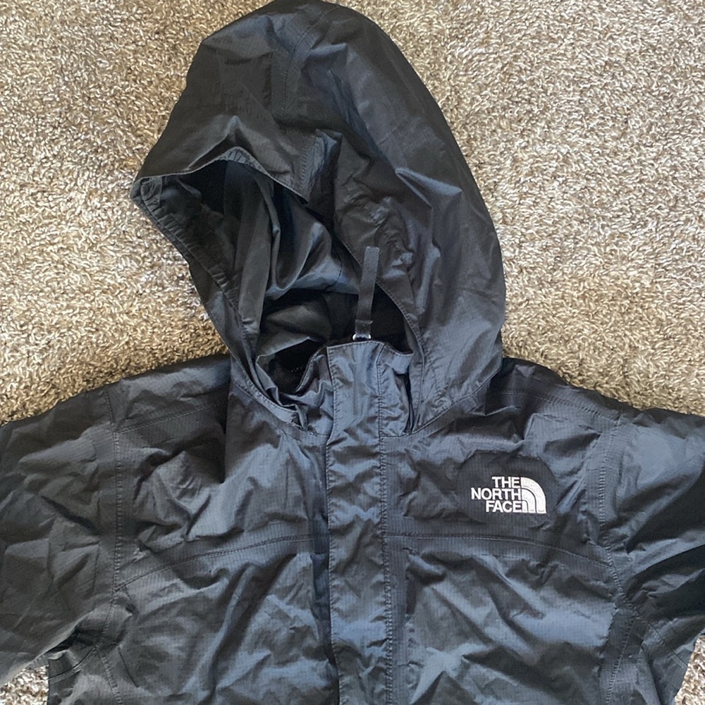 The North Face Black Hooded Big Boys Waterproof Rain Jacket, Boy’s L - Picture 2 of 16